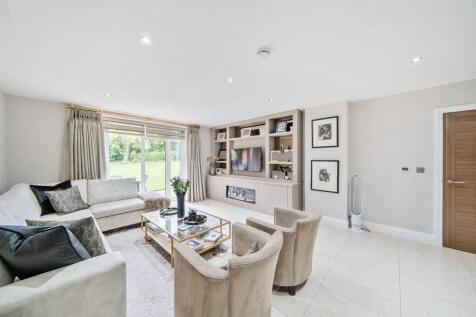 Davidson Frost-Wellings, DFW, Argyll House, Living