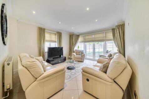 Davidson Frost-Wellings, DFW, Chandos Court, Livin
