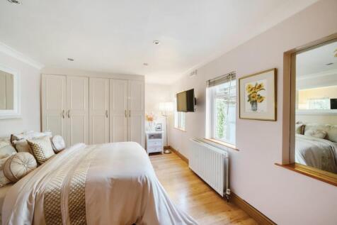 Davidson Frost-Wellings, DFW, Wykeham House, Gordo
