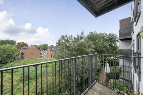 Davidson Frost-Wellings, DFW, Henry Court, Stanmor
