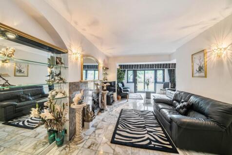 Davidson Frost-Wellings, DFW, Chartley Avenue, Sta
