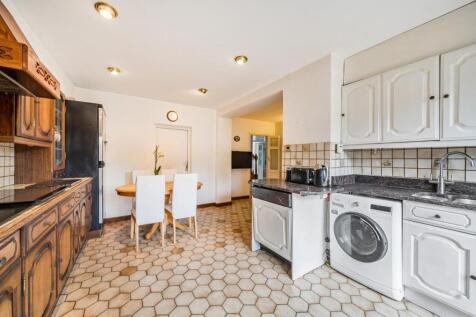 Davidson Frost-Wellings, DFW, Chartley Avenue, Sta