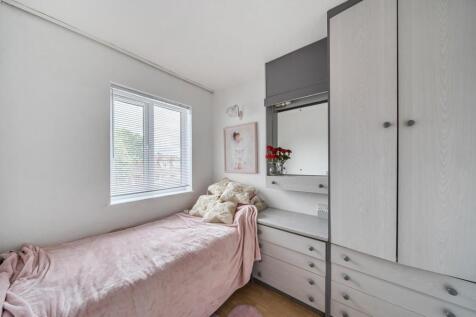 Davidson Frost-Wellings, DFW, Chartley Avenue, Sta