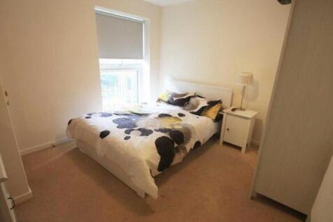 Bedroom 1.jpg
