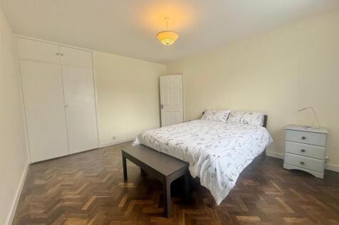 Davidson Frost-Wellings, DFW Twickenham Gardens, F