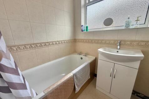 Davidson Frost-Wellings, DFW Twickenham Gardens, B