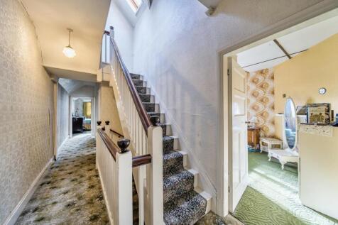 Davidson Frost-Wellings, DFW, Stanmore Hill, Hallw