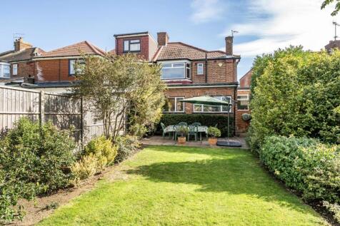 Davidson Frost-Wellings, DFW, Kynance Gardens, Sta