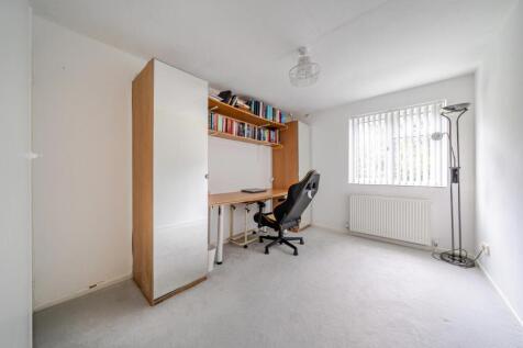 Davidson Frost-Wellings DFW, Robb Road, Bedroom.JP