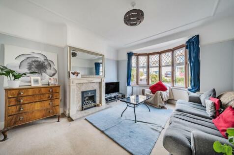 Davidson Frost-Wellings, DFW, Woodcroft Avenue, St