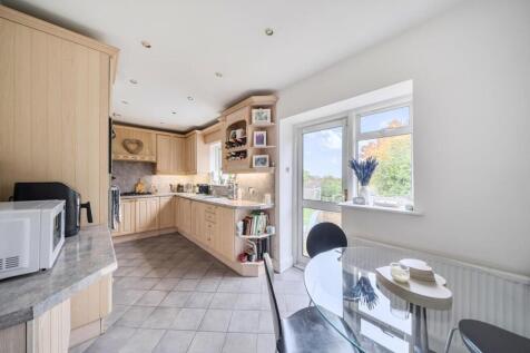 Davidson Frost-Wellings, DFW, Drummond Drive, Stan