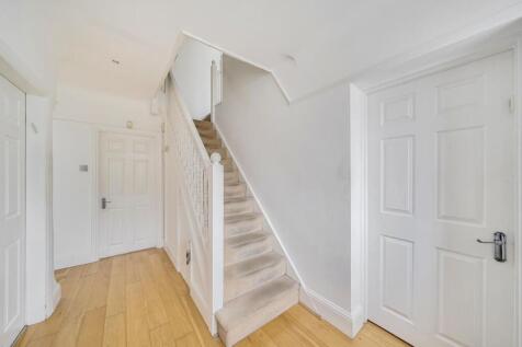 Davidson Frost-Wellings, DFW, Drummond Drive, Stan