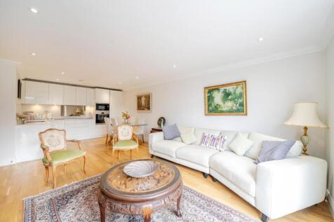 Davidson Frost-Wellings, DFW, Bournehall Road, Bus