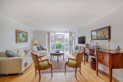 Davidson Frost-Wellings, DFW, Bournehall Road, Bus