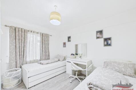 Davidson Frost-Wellings, DFW, Hibbert Road, Bedroo