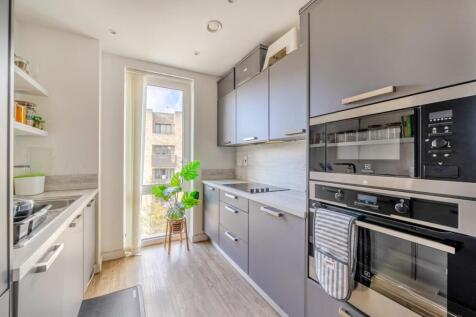 Davidson Frost-Wellings, DFW, Colliford Court, Kit