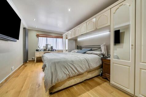 Davidson Frost-Wellings, DFW, Dalkeith Grove, Bedr