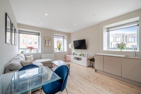 Davidson Frost-Wellings, DFW, Buckingham House Eas