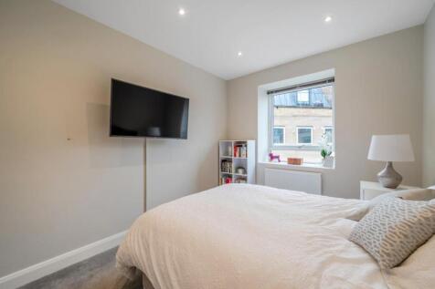 Davidson Frost-Wellings, DFW, Buckingham House Eas