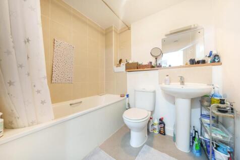 Davidson Frost-Wellings, DFW, Capel Crescent, Stan