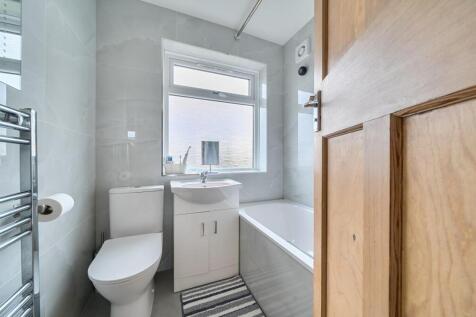 Davidson Frost-Wellings, DFW, Mollison Way, Bathro