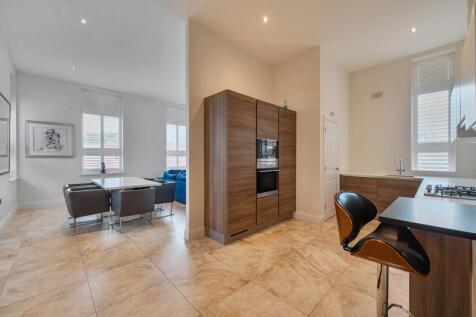 Davidson Frost-Wellings,DFW,Marlborough House, Kit