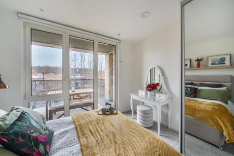 Davidson Frost-Wellings, DFW, Welford Court, Edgwa