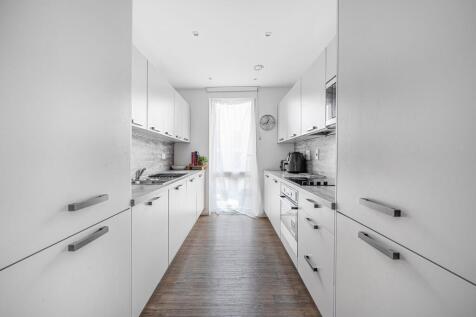 Davidson Frost-Wellings, DFW, Welford Court, Edgwa