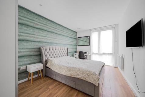 Davidson Frost-Wellings, DFW, Welford Court, Edgwa