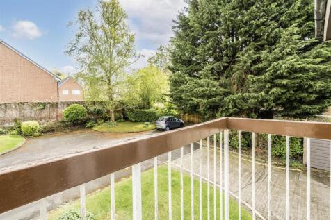 Davidson Frost-Wellings, DFW, Harriet Way, Bushey,