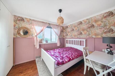 Davidson Frost-Wellings, DFW, Caddis Close, Stanmo