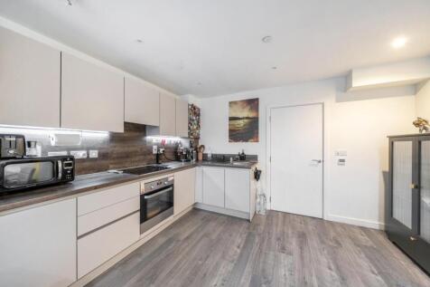 Davidson Frost-Wellings, DFW, Peregrine Apartments