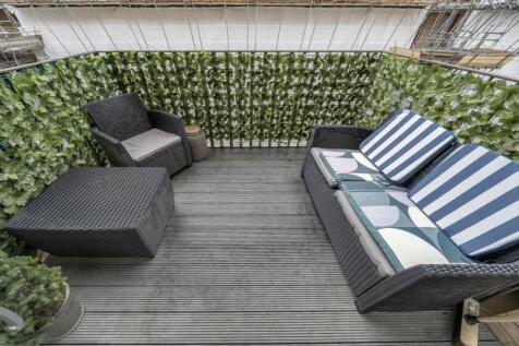 Davidson Frost-Wellings, DFW, Peregrine Apartments