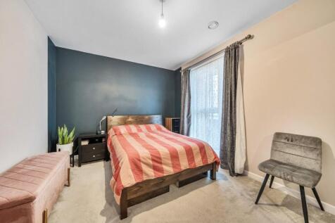 Davidson Frost-Wellings, DFW, Peregrine Apartments