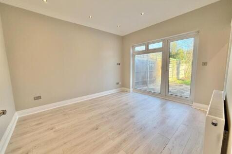 Davidson Frost-Wellings, DFW Hale Grove Gardens, L