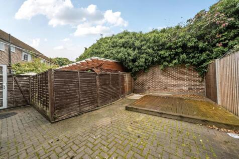 Davidson Frost-Wellings, DFW, Springfield Close, S