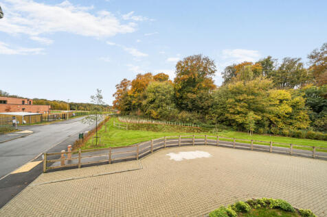 1372227-9-690217f...