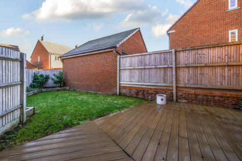 1376875-16-692074...