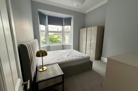 Master Bedroom and En Suite