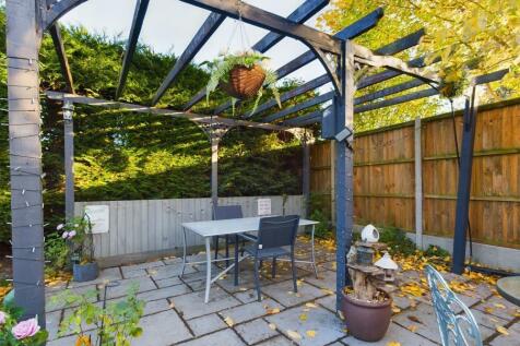 pergola.jpg