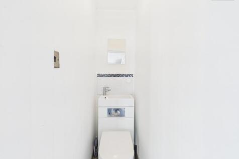 WC Off Kitchen