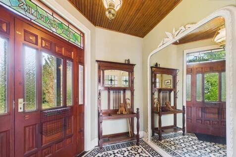 Entrance Porch