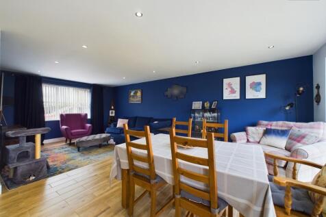 Dining/Living Area