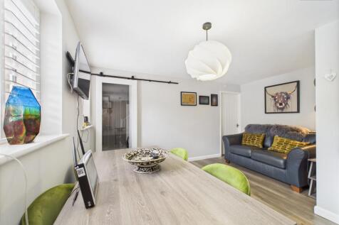 Dining Room/Snug