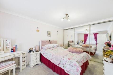 Annex - Master Bedroom