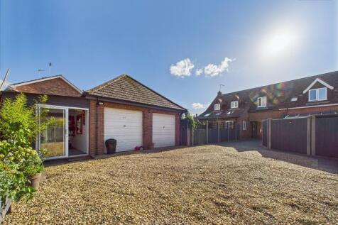 Garages/Gym