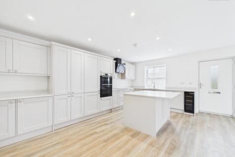 Kitchen/Living Area