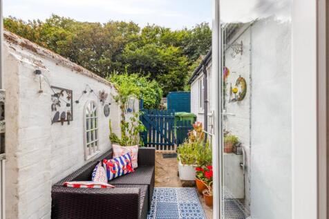 Property Image 16
