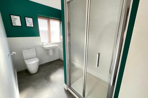 HOUSE BATHROOM
