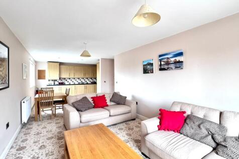OPEN PLAN LIVING DINING KITCHEN